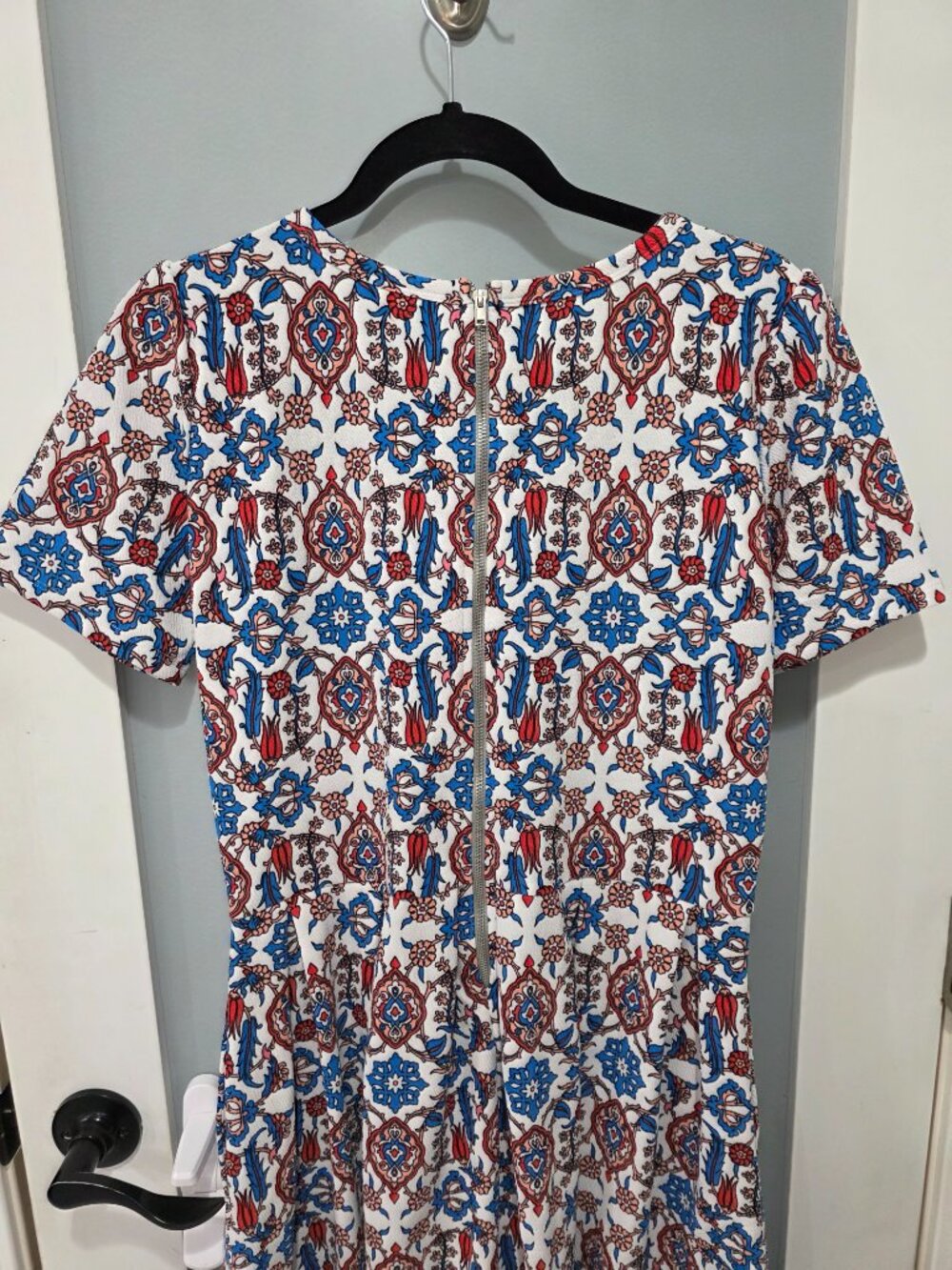 LuLaRoe Amelia Dress Multicolor Print – XL – Fit & Flare Midi with Pockets - Picture 8 of 10